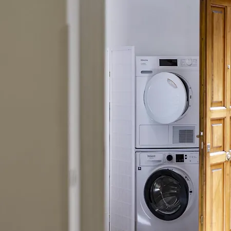 Valley Mills Window Apartman *