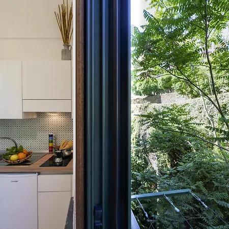 Valley Mills Window * Sorrento