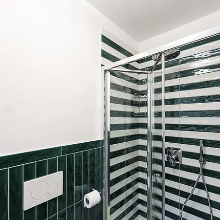 Apartman Valley Mills Window *