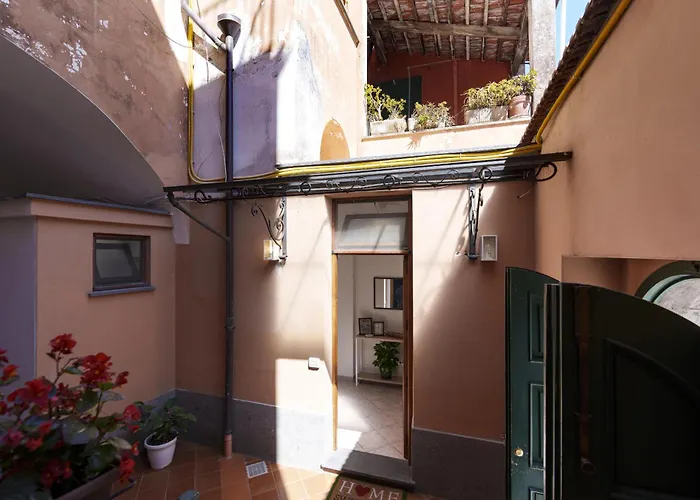 Daire Valley Mills Window Sorrento