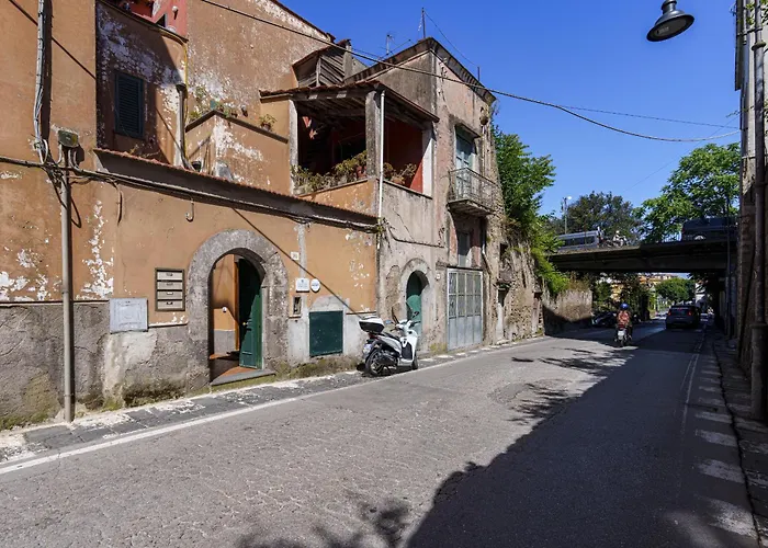 Daire Valley Mills Window Sorrento
